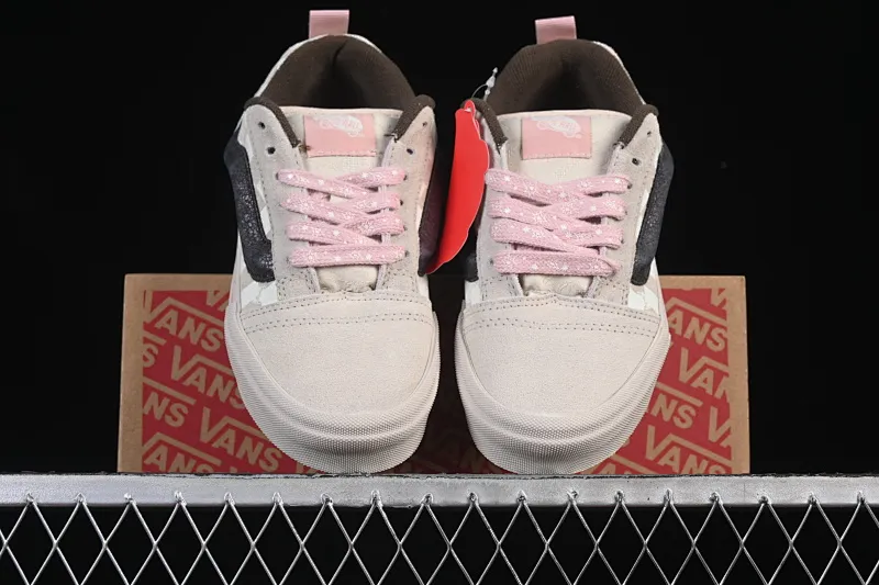 All categories Vans Vans series Vans Low Vans Knu Skool Vans low-top casual skateboard shoes VN000CP6BKA